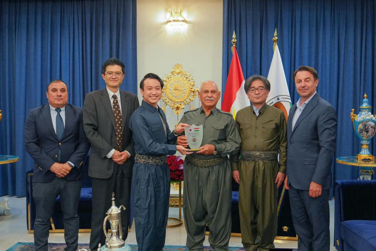 وێنەیەکى دیدارەکە